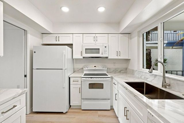 3612 Vista Bella, Oceanside, CA 92056