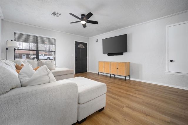 3160 Clarke Street, Choctaw, OK 73020