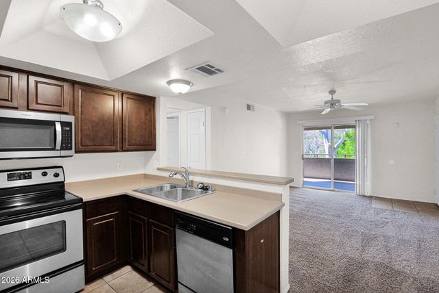 1720 E THUNDERBIRD Road 2060, Phoenix, AZ 85022