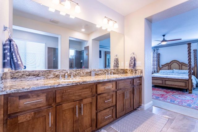 3049 Stonington Dr, Roseville, CA 95747