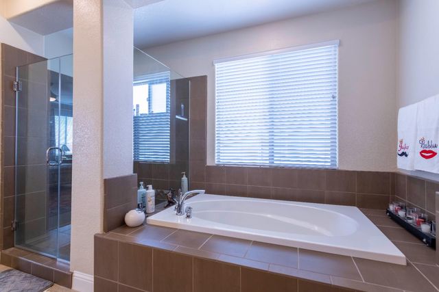 3049 Stonington Dr, Roseville, CA 95747