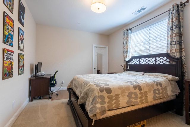 3049 Stonington Dr, Roseville, CA 95747