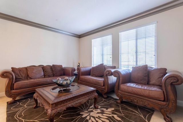 3049 Stonington Dr, Roseville, CA 95747