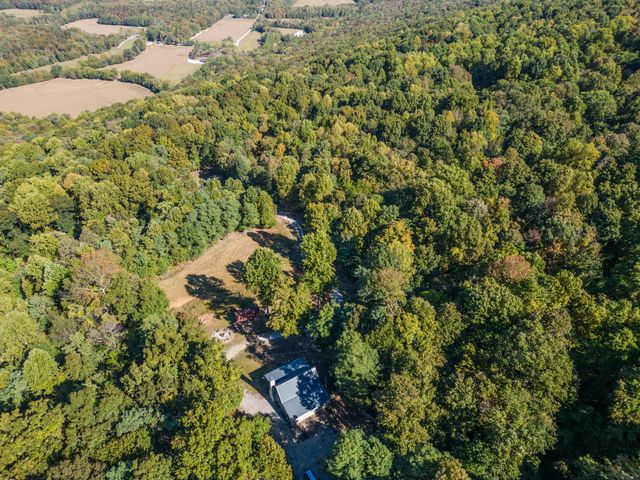 761 Cedar Mountain Pl, Decherd, TN 37324