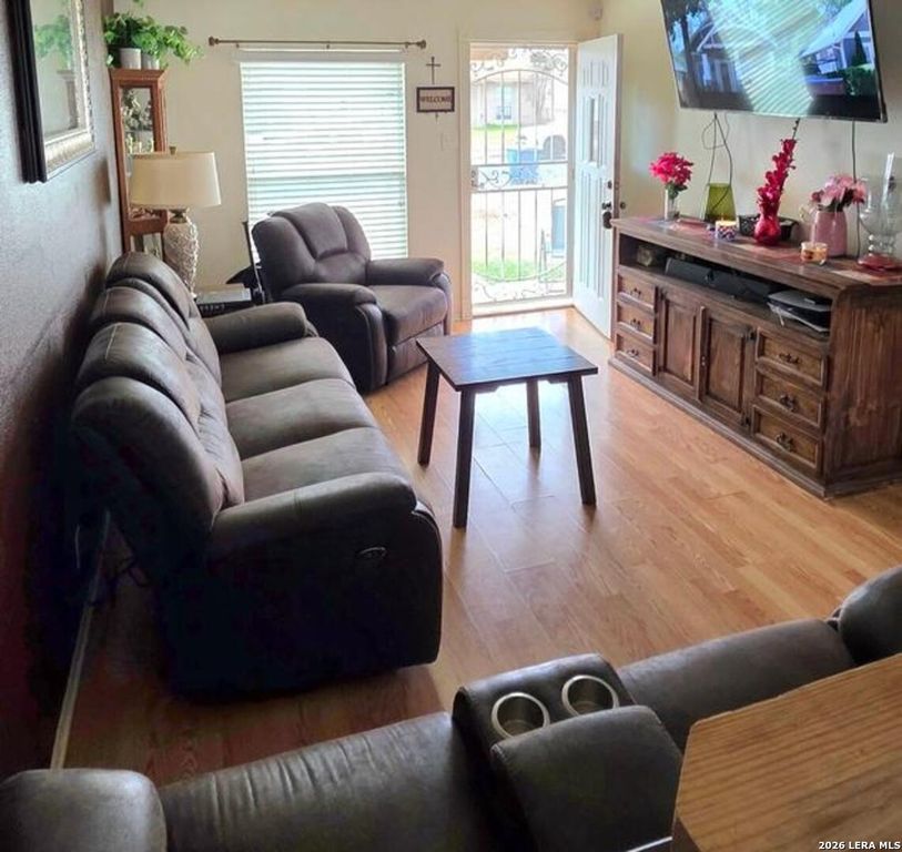 6715 Pleasant Oak, San Antonio, TX 78227