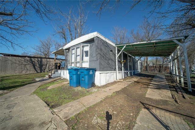 327 Chris Drive, Rockwall, TX 75032