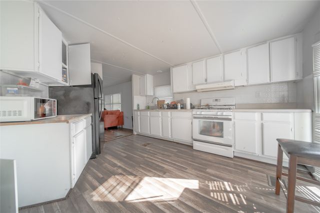 327 Chris Drive, Rockwall, TX 75032