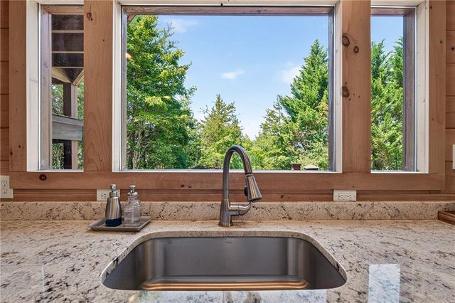 78 Mountain Peaks Lane, Blue Ridge, GA 30513