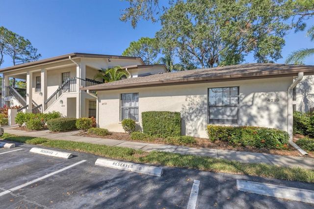 4717 WINSLOW BEACON 7, Sarasota, FL 34235