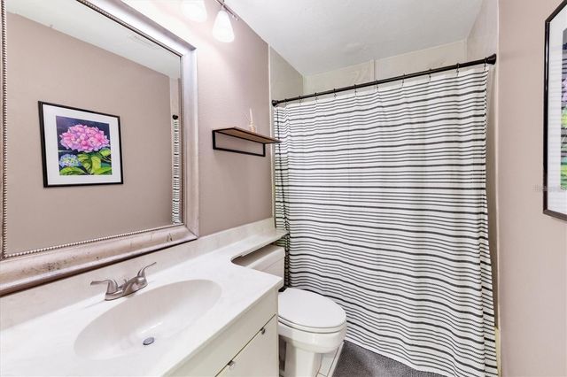 4717 WINSLOW BEACON 7, Sarasota, FL 34235