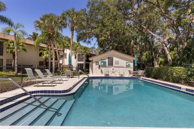 4717 WINSLOW BEACON 7, Sarasota, FL 34235