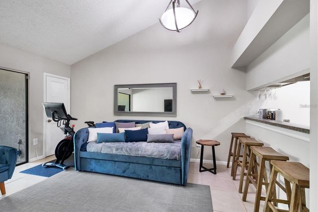 4717 WINSLOW BEACON 7, Sarasota, FL 34235