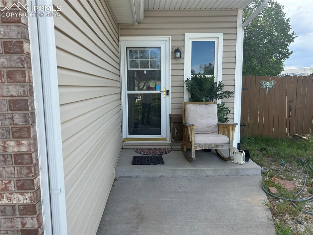 4410 Hennings Drive, Colorado Springs, CO 80911 — photo 2