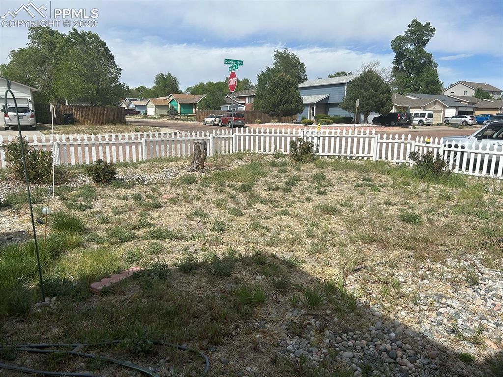 4410 Hennings Drive, Colorado Springs, CO 80911 — photo 3