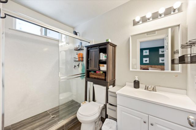 7156 Woodmore Oaks Dr, Citrus Heights, CA 95610