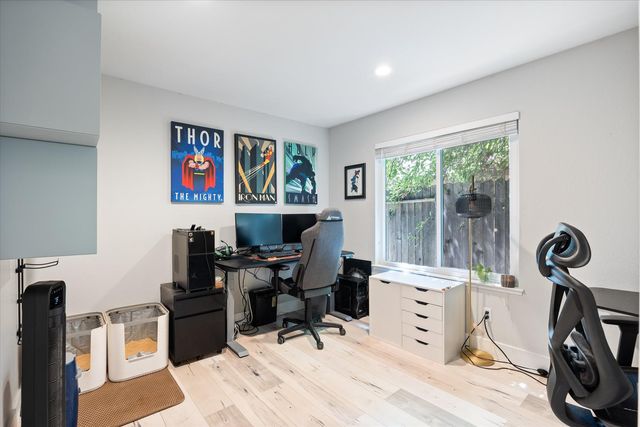 7156 Woodmore Oaks Dr, Citrus Heights, CA 95610