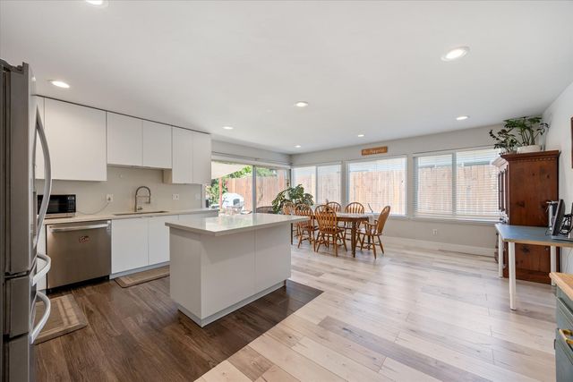 7156 Woodmore Oaks Dr, Citrus Heights, CA 95610