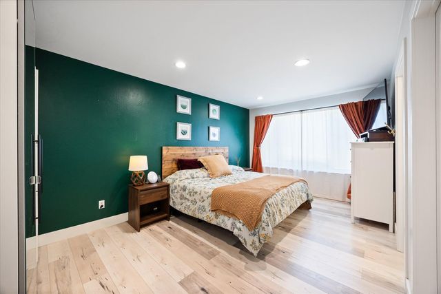 7156 Woodmore Oaks Dr, Citrus Heights, CA 95610