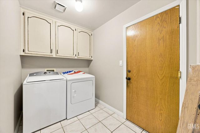 13000 Blodget Avenue, Bakersfield, CA 93314