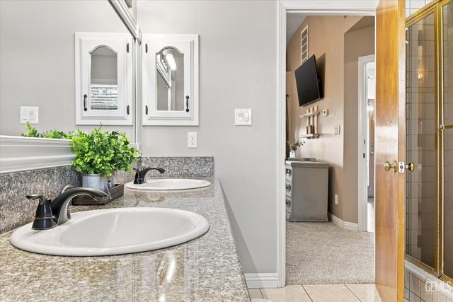 13000 Blodget Avenue, Bakersfield, CA 93314