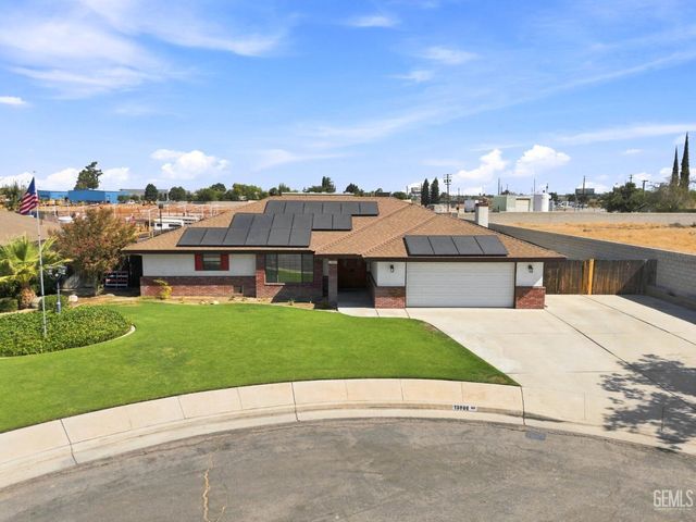 13000 Blodget Avenue, Bakersfield, CA 93314