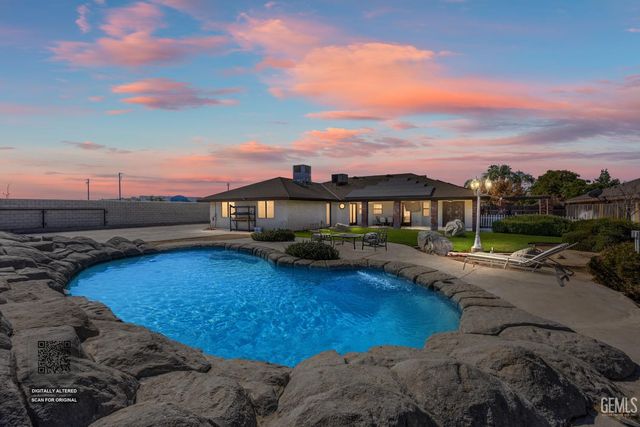 13000 Blodget Avenue, Bakersfield, CA 93314
