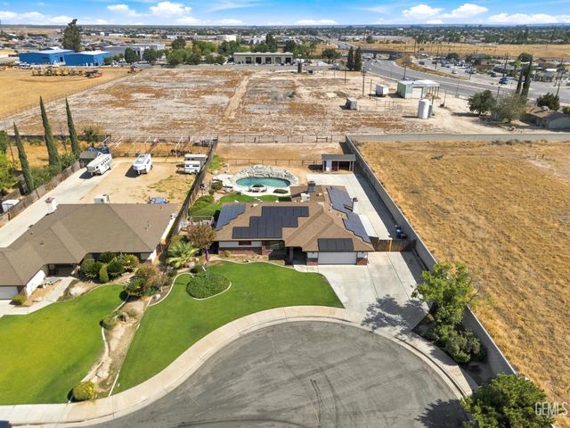 13000 Blodget Avenue, Bakersfield, CA 93314