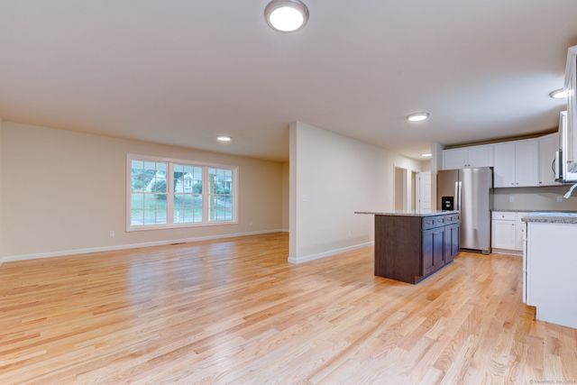 290 Parker Street, Manchester, CT 06042