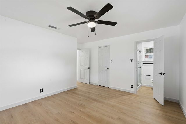 800 Lee Drive, Bedford, TX 76022
