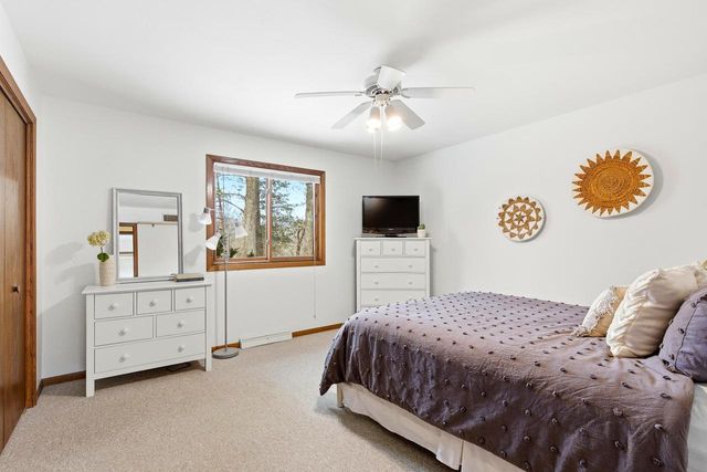 2460 Spring Rose Circle, Verona, WI 53593