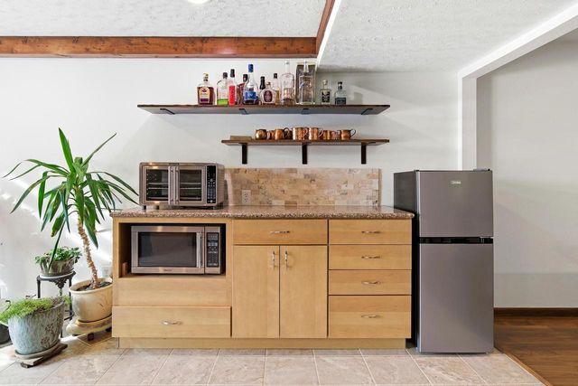 2460 Spring Rose Circle, Verona, WI 53593