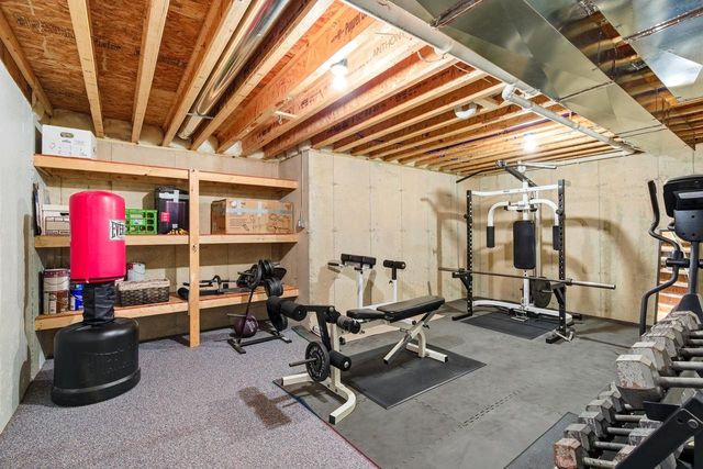 2460 Spring Rose Circle, Verona, WI 53593