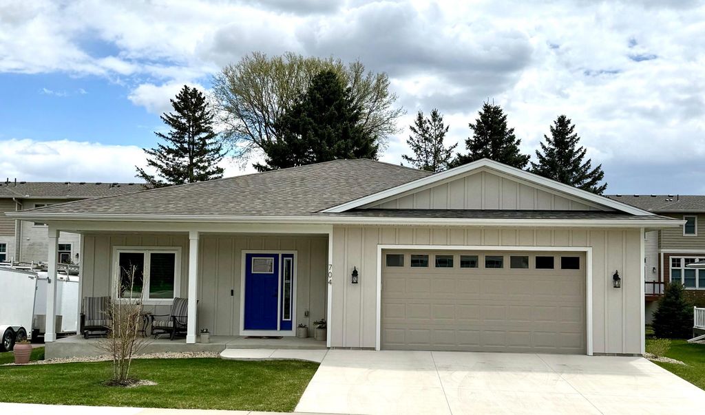 704 Maple Place, Northfield, MN 55057