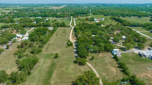 119 Private Road 1186, Decatur, TX 76234
