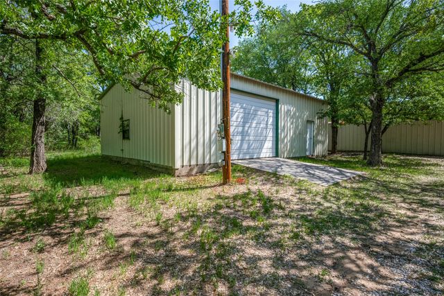 119 Private Road 1186, Decatur, TX 76234