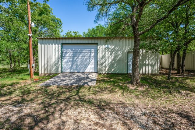 119 Private Road 1186, Decatur, TX 76234