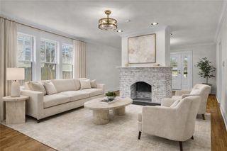 2324 Newnan Street, East Point, GA 30344