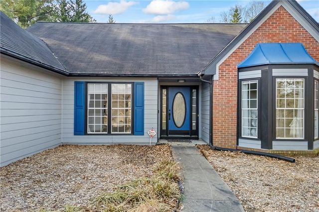 1500 Smoke Hill Drive, Hoschton, GA 30548