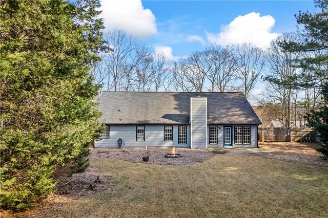 1500 Smoke Hill Drive, Hoschton, GA 30548