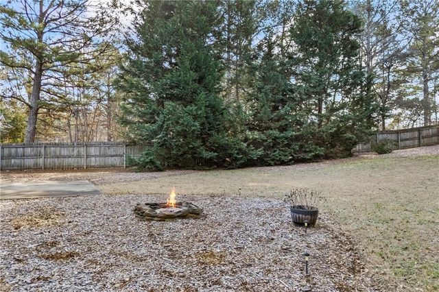 1500 Smoke Hill Drive, Hoschton, GA 30548