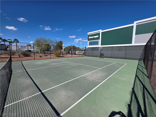 3930 University Center Drive 102, Las Vegas, NV 89119