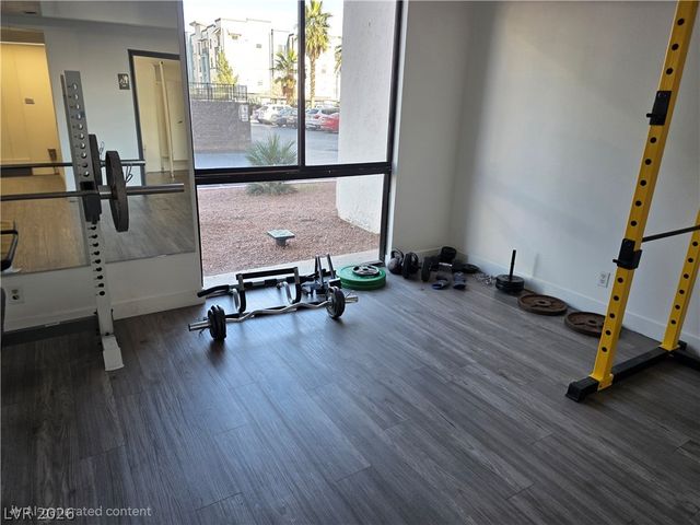 3930 University Center Drive 102, Las Vegas, NV 89119