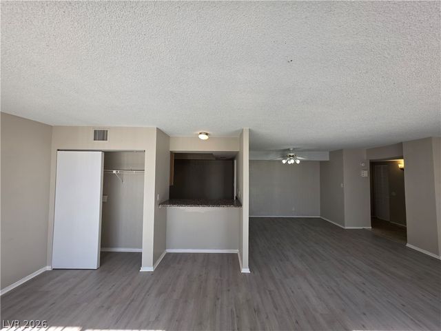 3930 University Center Drive 102, Las Vegas, NV 89119