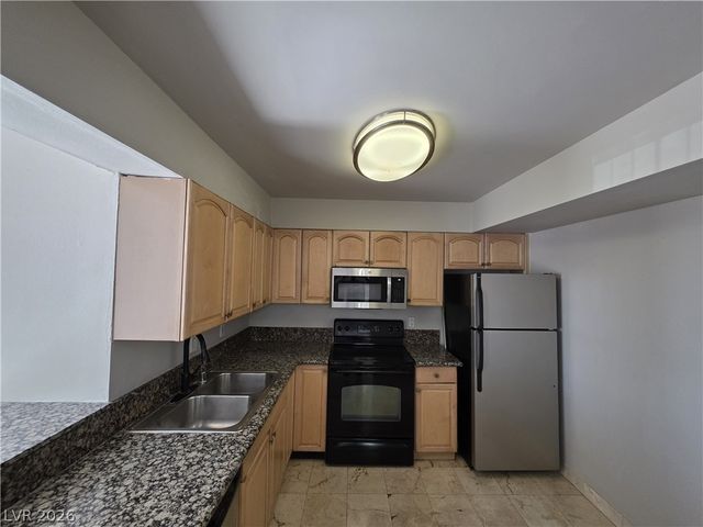 3930 University Center Drive 102, Las Vegas, NV 89119