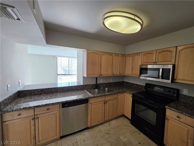 3930 University Center Drive 102, Las Vegas, NV 89119