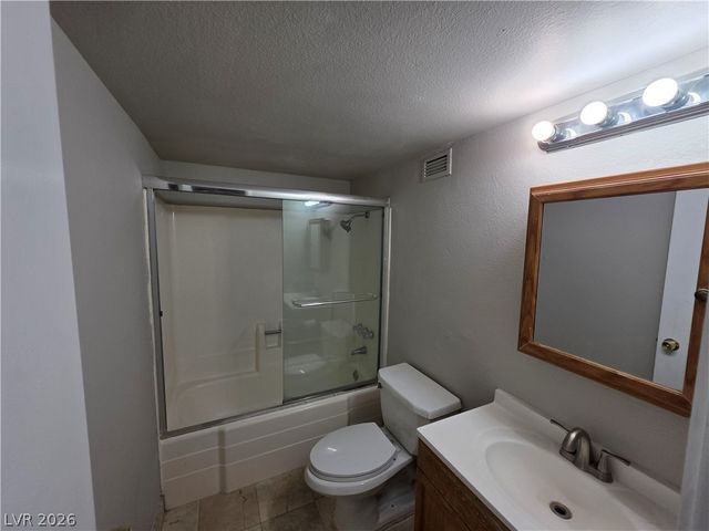 3930 University Center Drive 102, Las Vegas, NV 89119