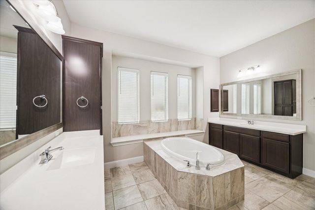 1115 Great Grey Owl Court, Conroe, TX 77385