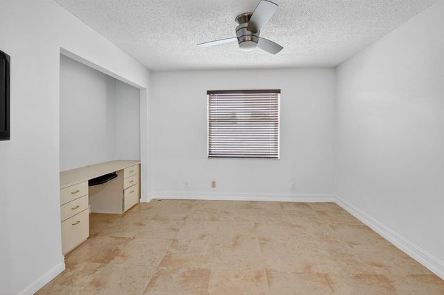 9914 Harbour Lake Circle, Boynton Beach, FL 33437