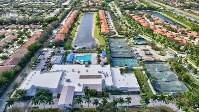 9914 Harbour Lake Circle, Boynton Beach, FL 33437