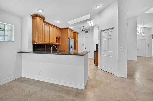 9914 Harbour Lake Circle, Boynton Beach, FL 33437